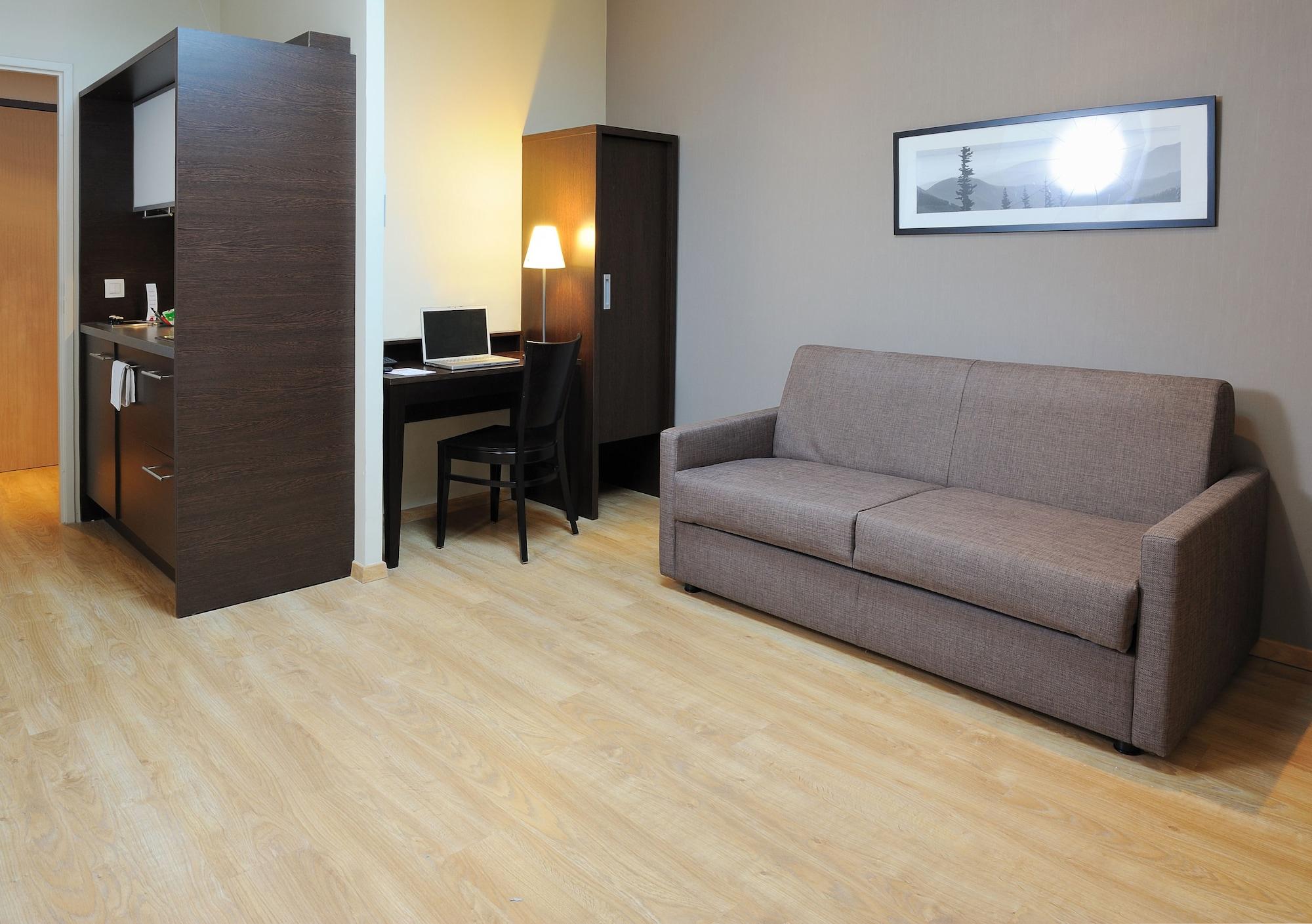 Residhome Grenoble Caserne De Bonne Exteriör bild