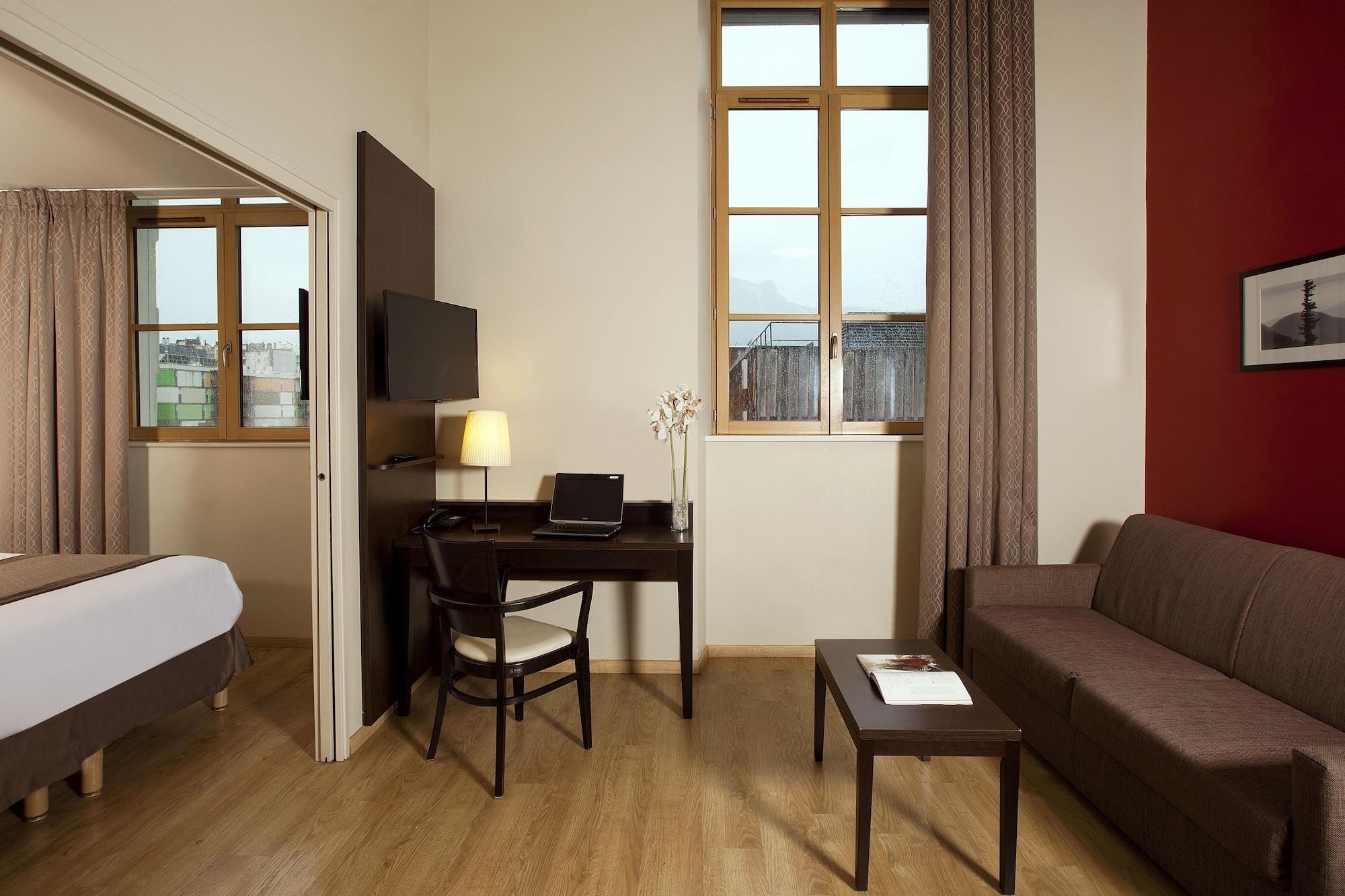 Residhome Grenoble Caserne De Bonne Exteriör bild